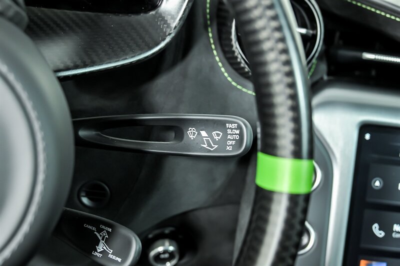 Used 2024 McLaren 750S Spider RWD image 31