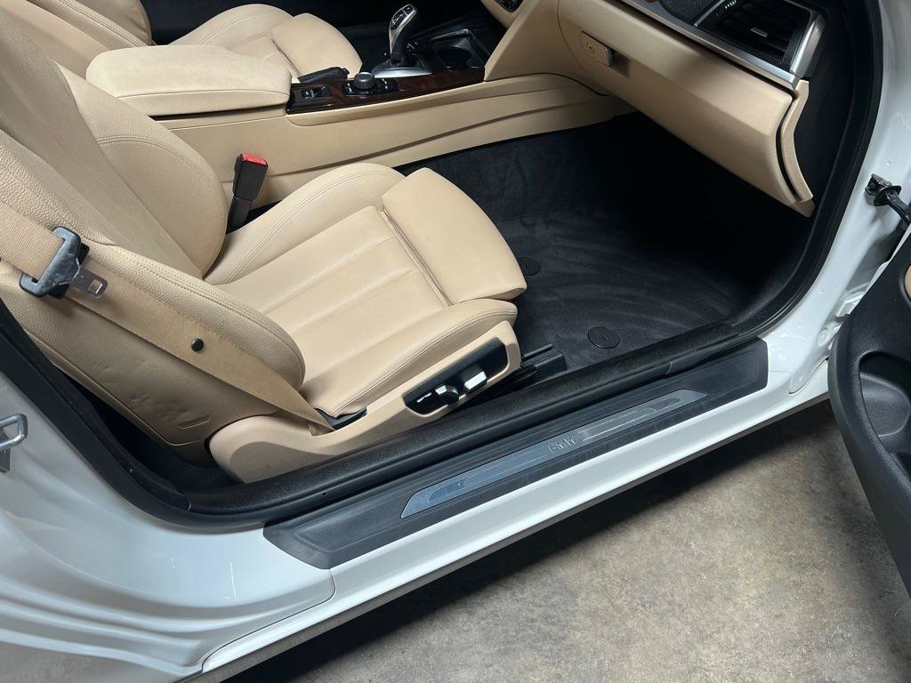 Used 2018 BMW 430i Convertible RWD image 22