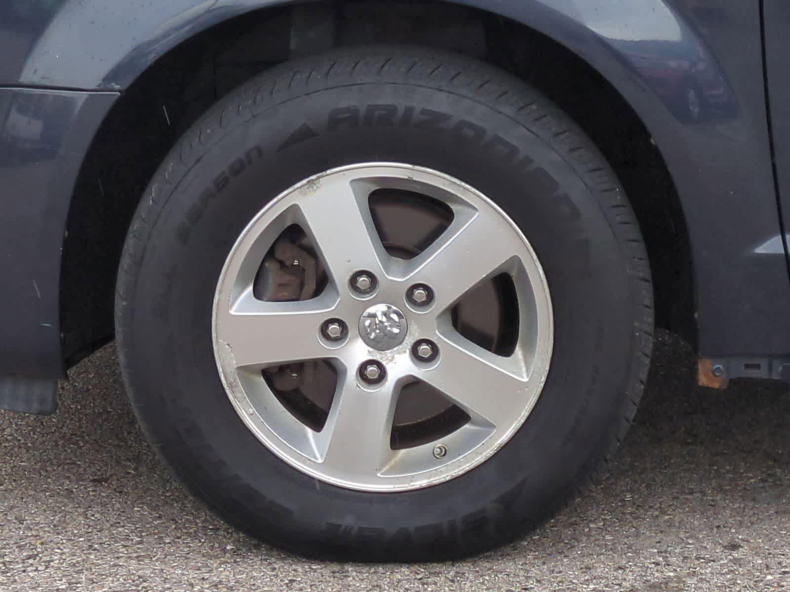 Used 2008 Dodge Grand Caravan SXT FWD image 14