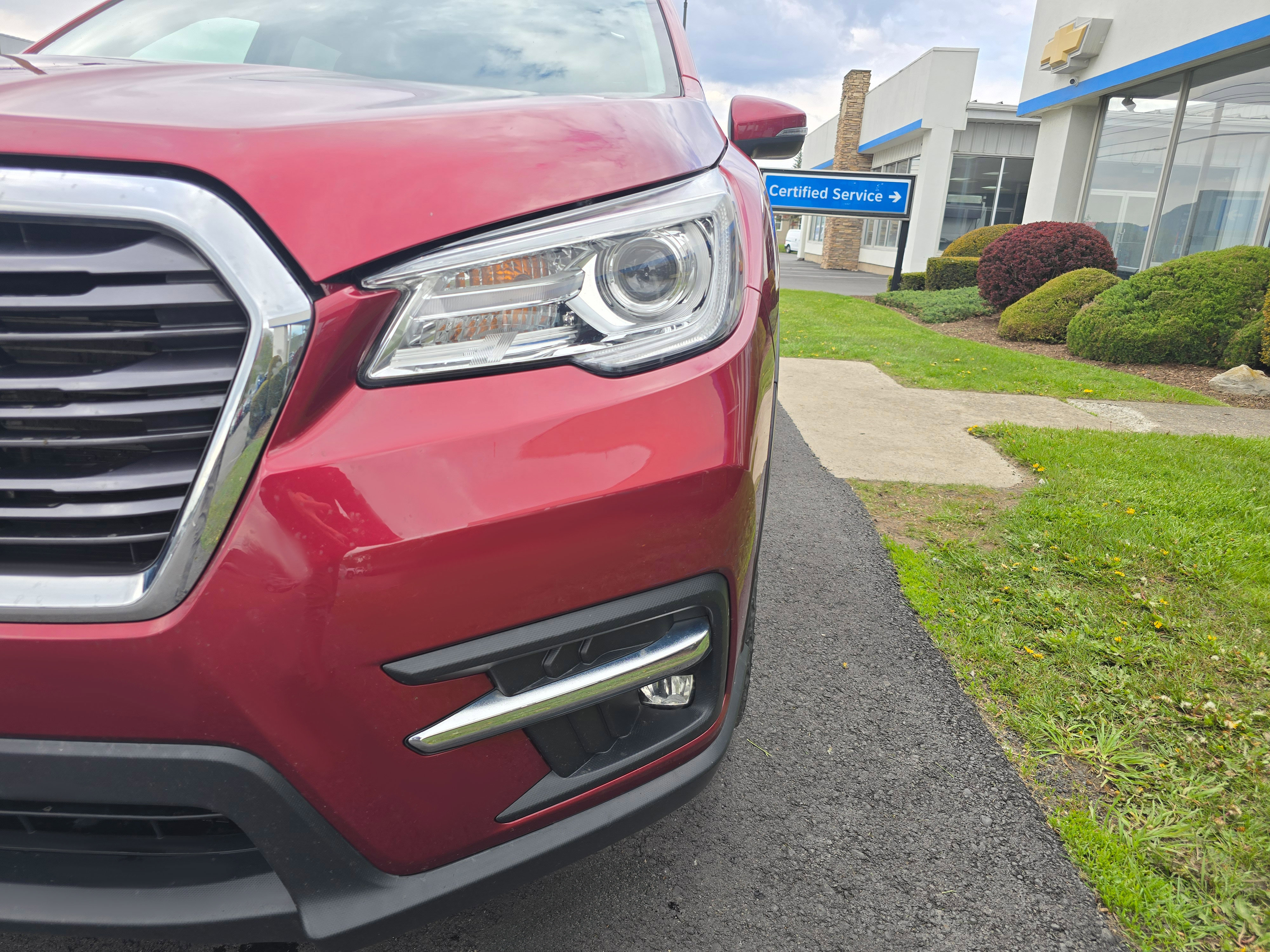 Used 2021 Subaru Ascent Limited w/ Technology Package AWD/4WD image 9