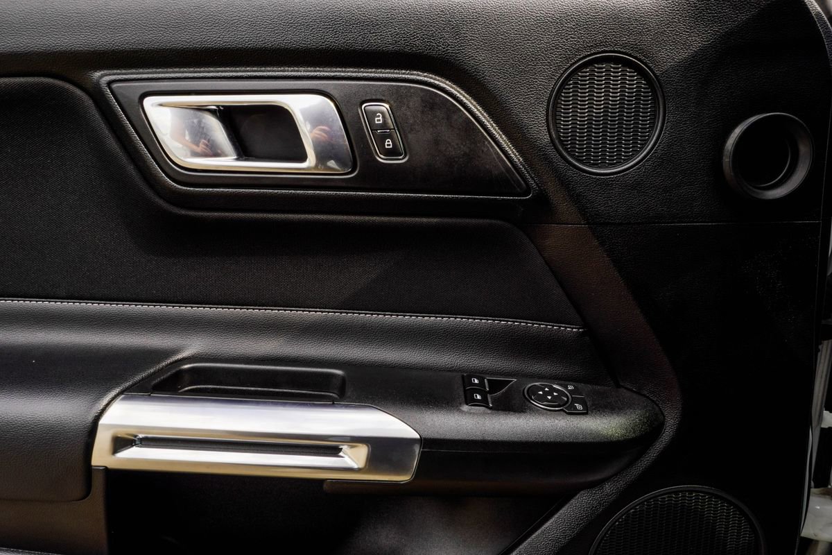 Used 2019 Ford Mustang GT RWD image 35