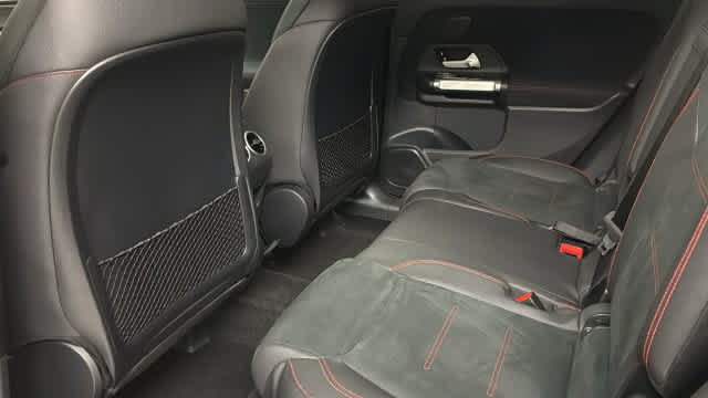 Certified 2026 Mercedes-Benz GLB 250 4MATIC image 31