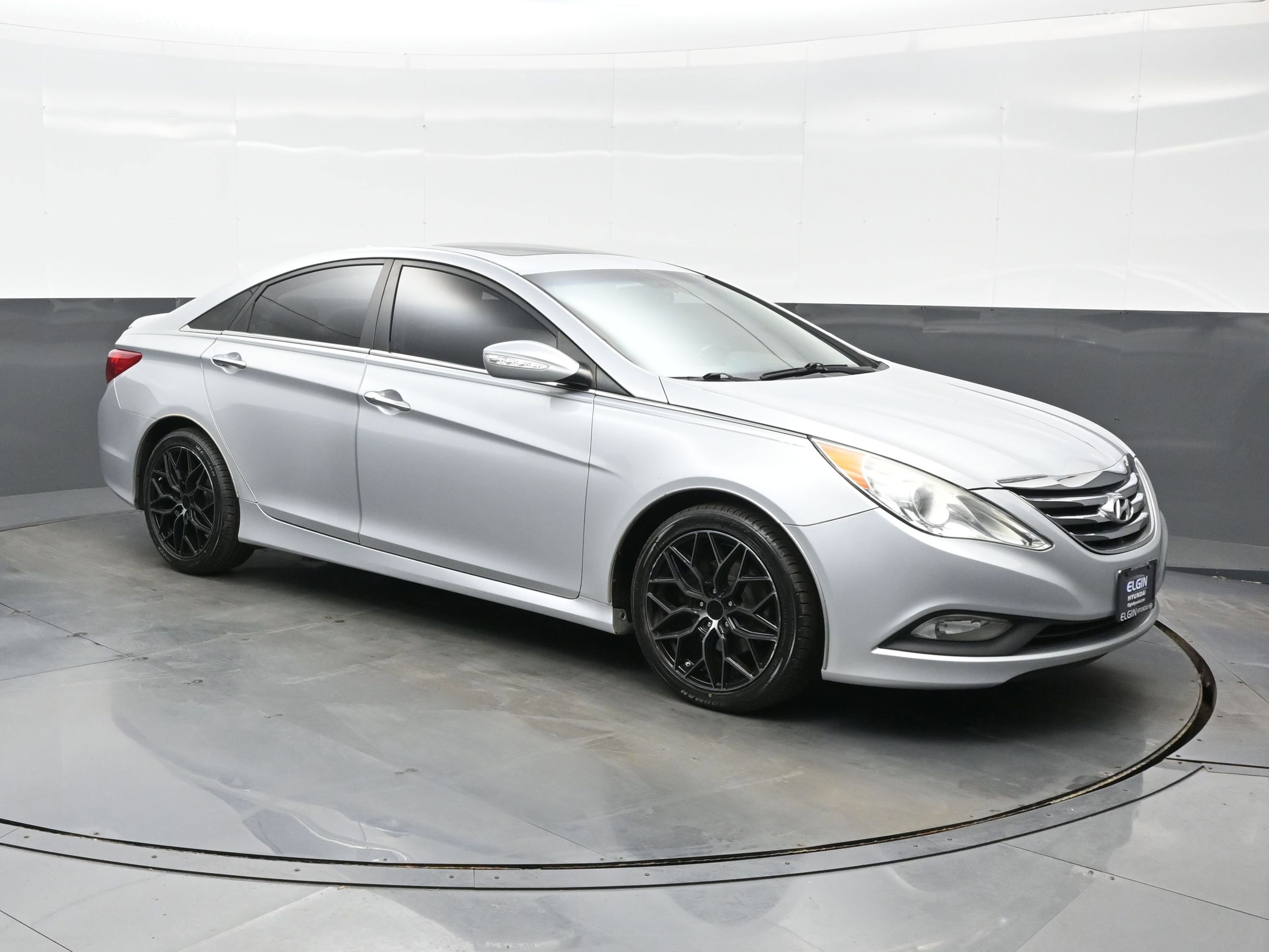 Used 2014 Hyundai Sonata SE w/ Premium Package 03 FWD image 8