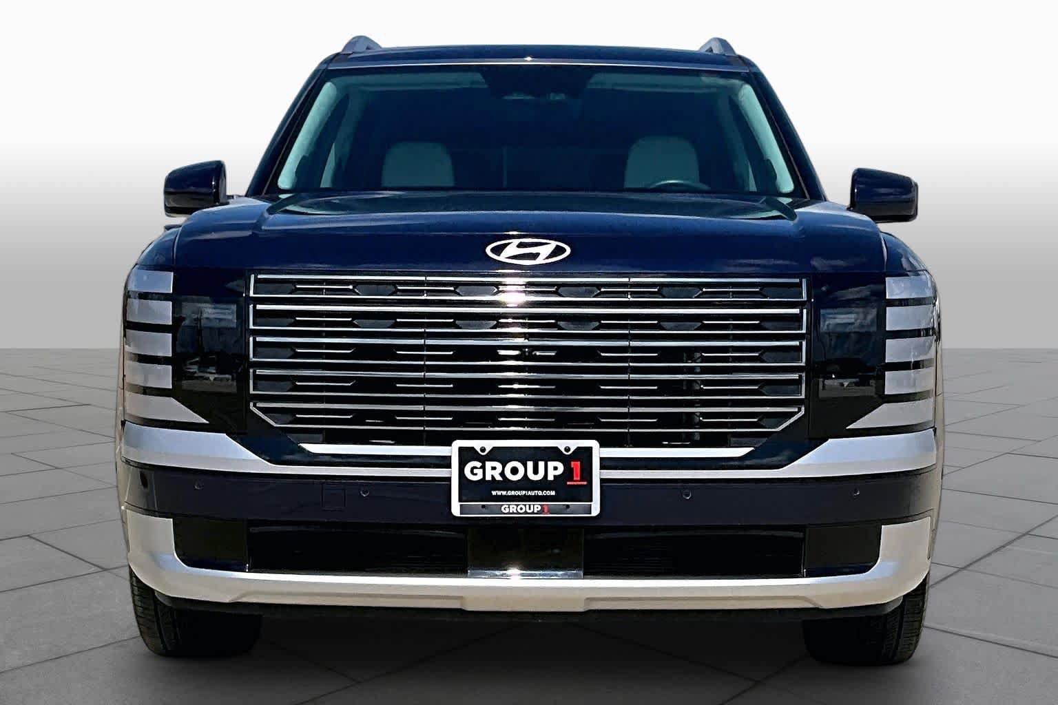 Certified 2026 Hyundai Palisade Calligraphy FWD image 7