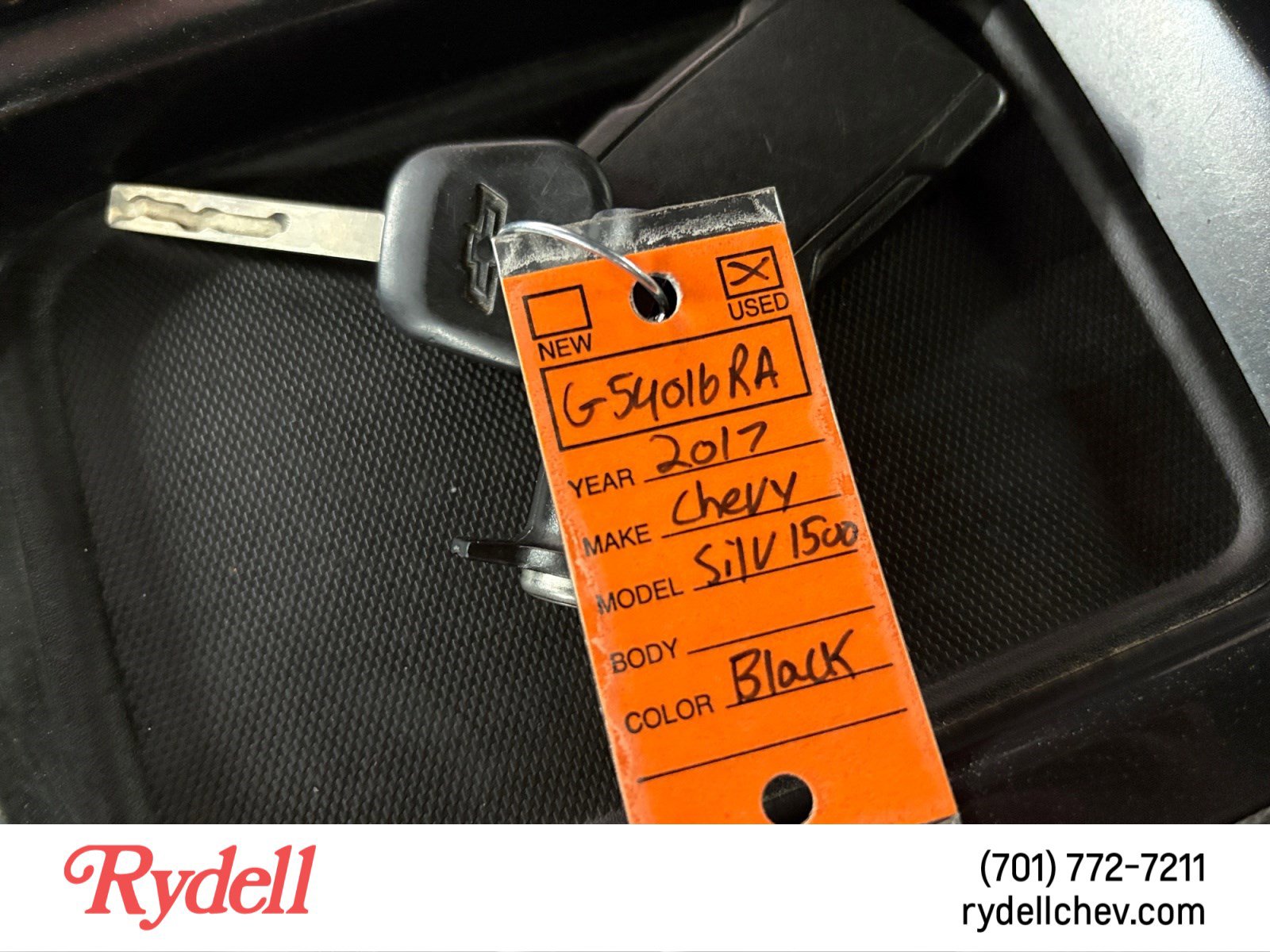 Used 2017 Chevrolet Silverado 1500 LT w/ All Star Edition AWD/4WD image 21