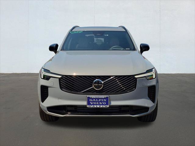 New 2026 Volvo XC90 T8 Ultra w/ Protection Package AWD/4WD image 4