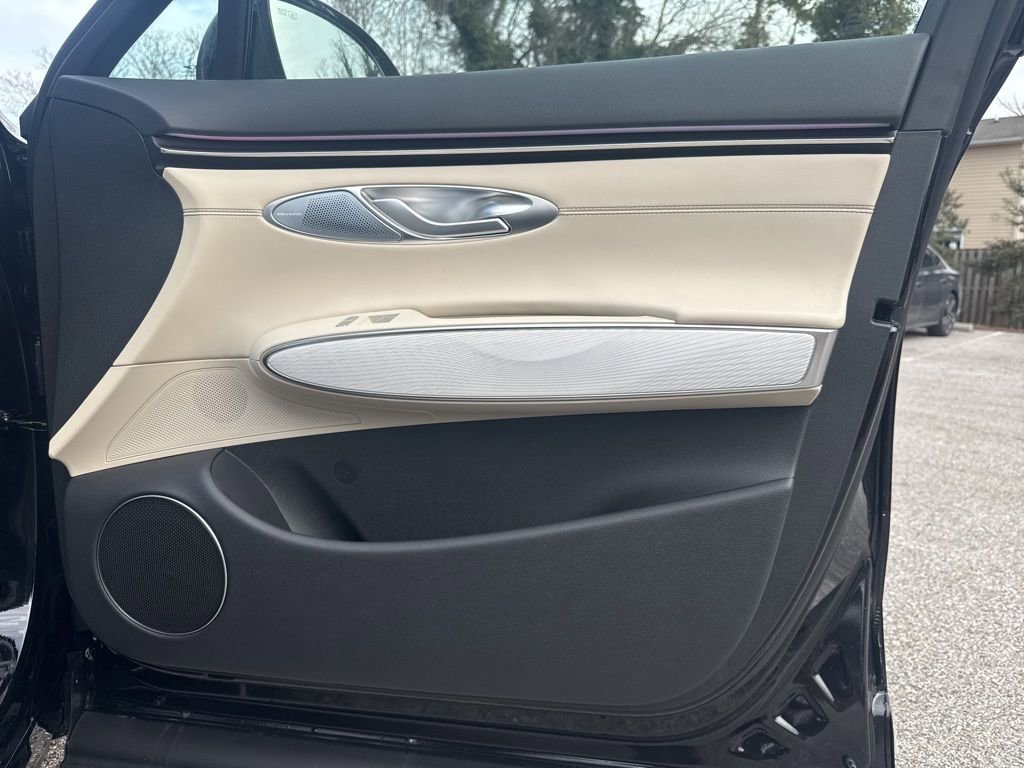 New 2026 Genesis GV70 2.5T Advanced AWD/4WD image 33