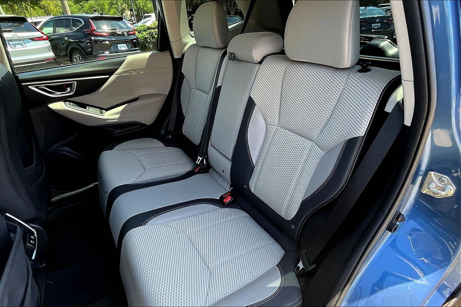Used 2022 Subaru Forester Premium AWD/4WD image 28