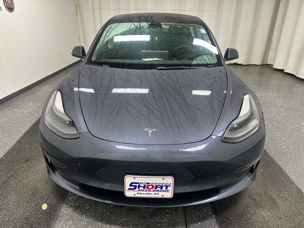 Used 2023 Tesla Model 3 Standard Range image 3
