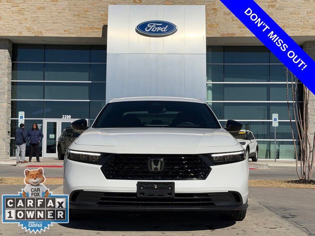 Used 2023 Honda Accord Sport image 2