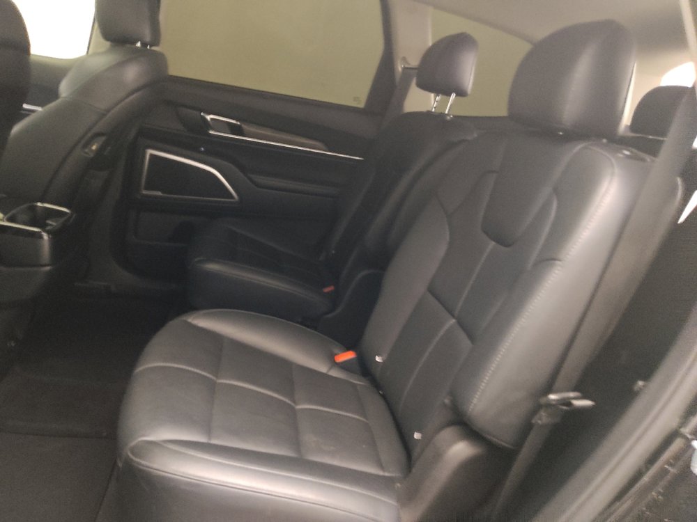 Used 2021 Kia Telluride EX w/ EX Premium Package image 18