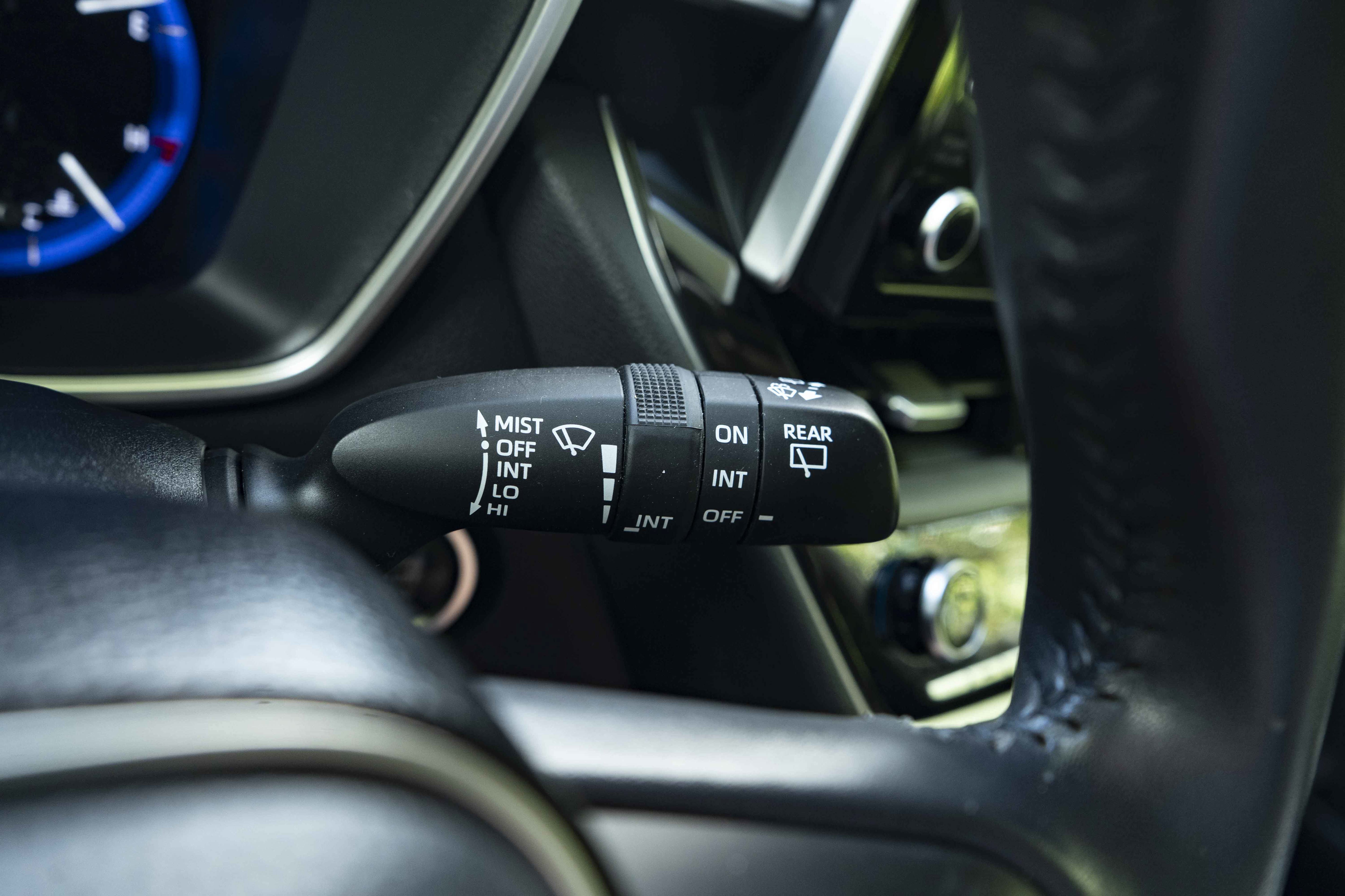 Used 2020 Toyota Corolla XSE FWD image 24