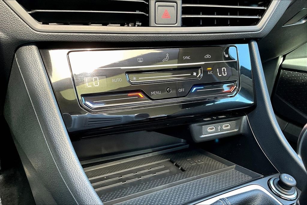 New 2026 Volkswagen Jetta SE image 13