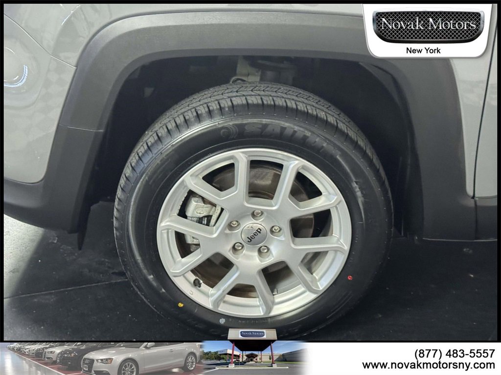 Used 2022 Jeep Renegade Latitude image 10