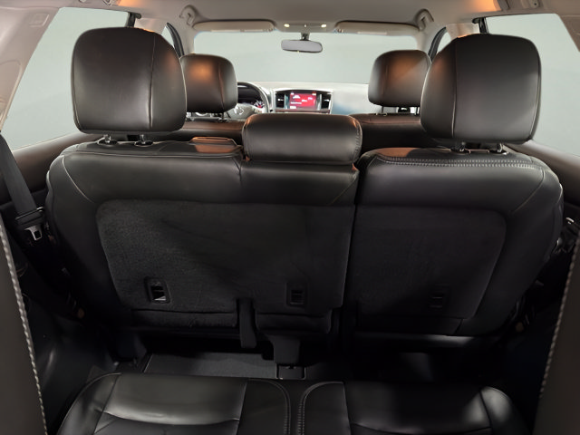 Used 2014 Nissan Pathfinder SL w/ SL Tech Package FWD image 36