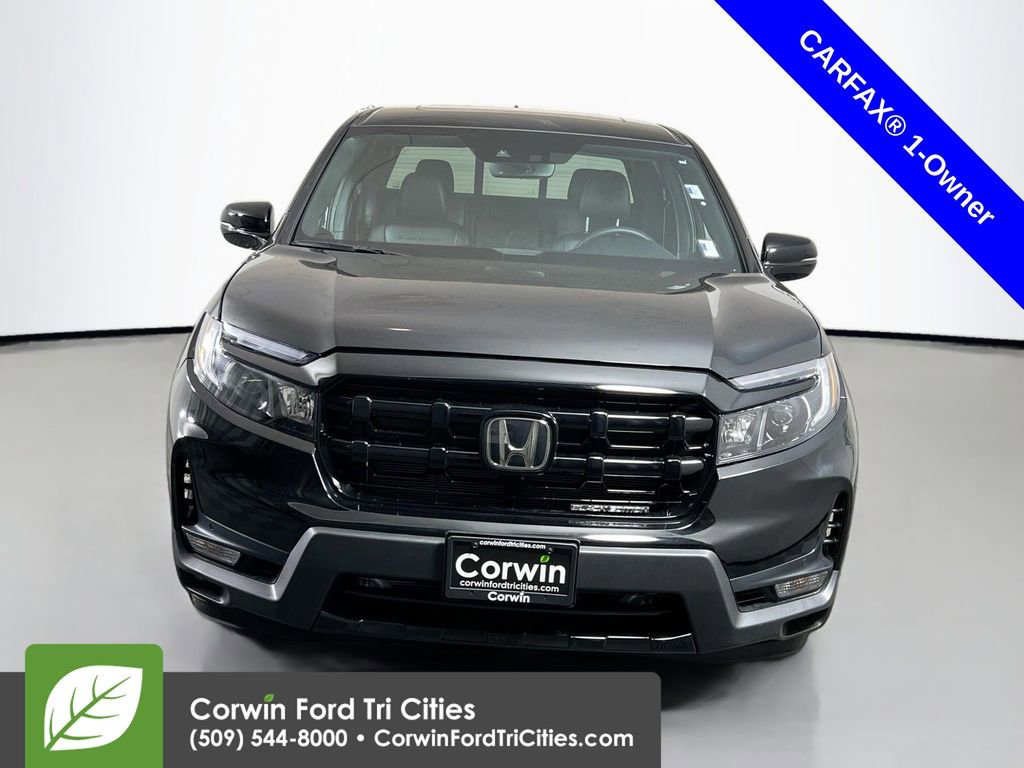 Used 2025 Honda Ridgeline Black Edition image 4