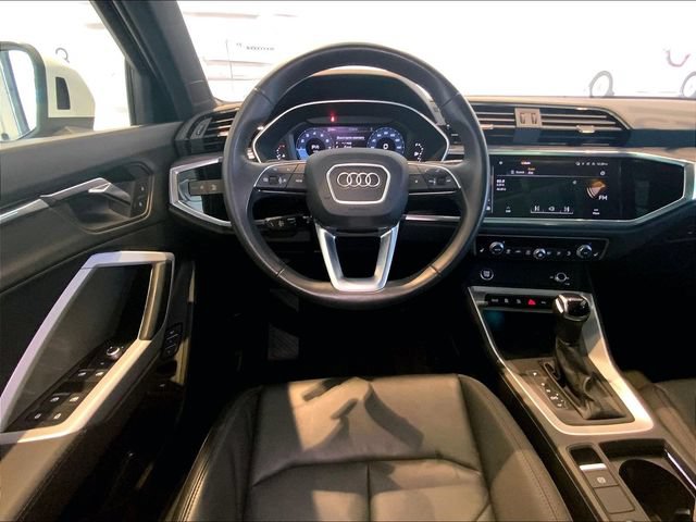 Used 2023 Audi Q3 2.0T Premium Plus w/ Premium Plus Package AWD/4WD image 11