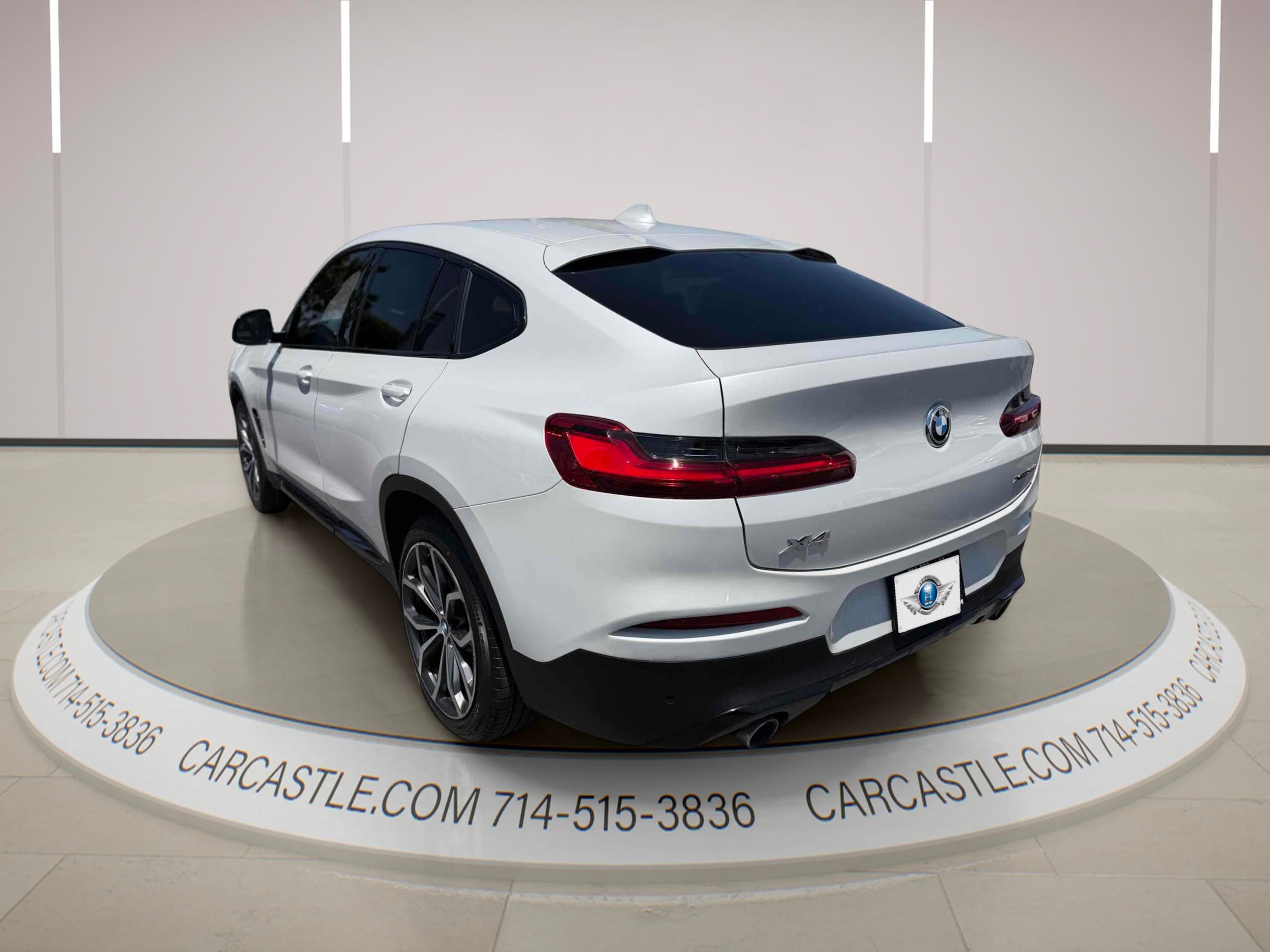 Used 2019 BMW X4 xDrive30i w/ Driving Assistance Package AWD/4WD image 3