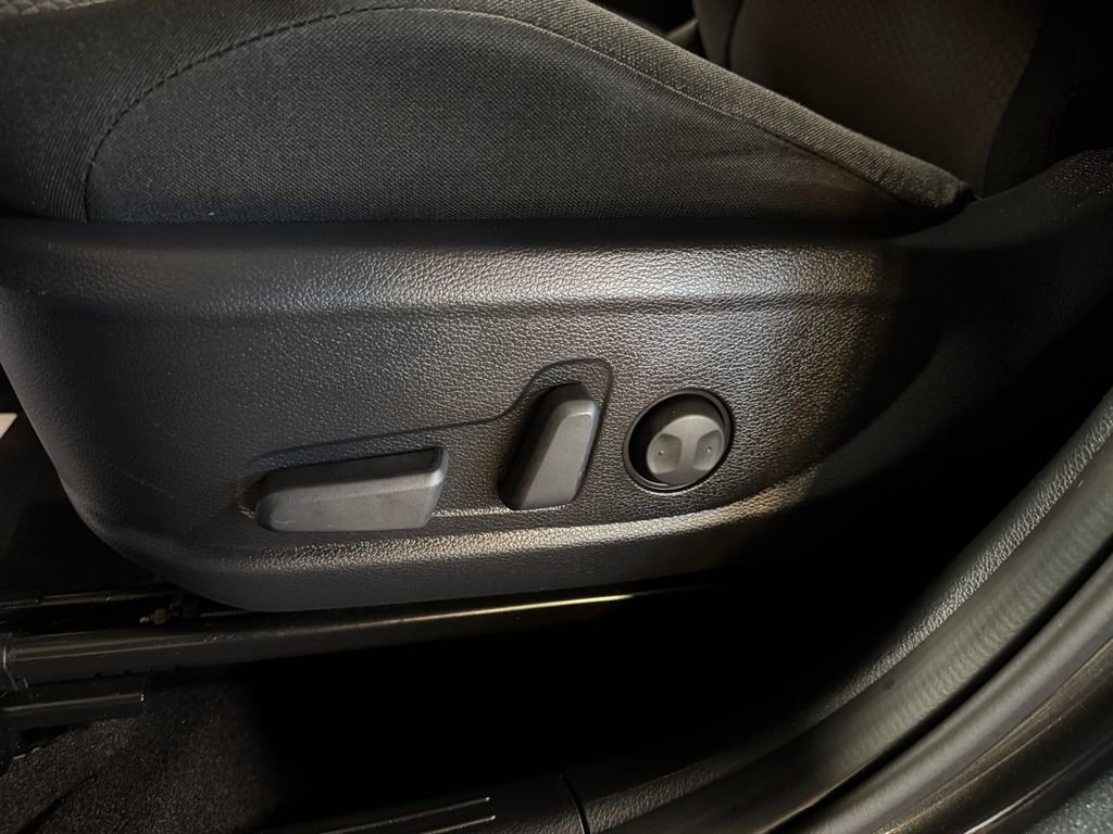 Certified 2023 Kia Soul S FWD image 13