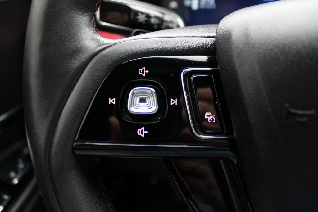 Used 2024 Lincoln Corsair Reserve w/ Equipment Group 201A image 26