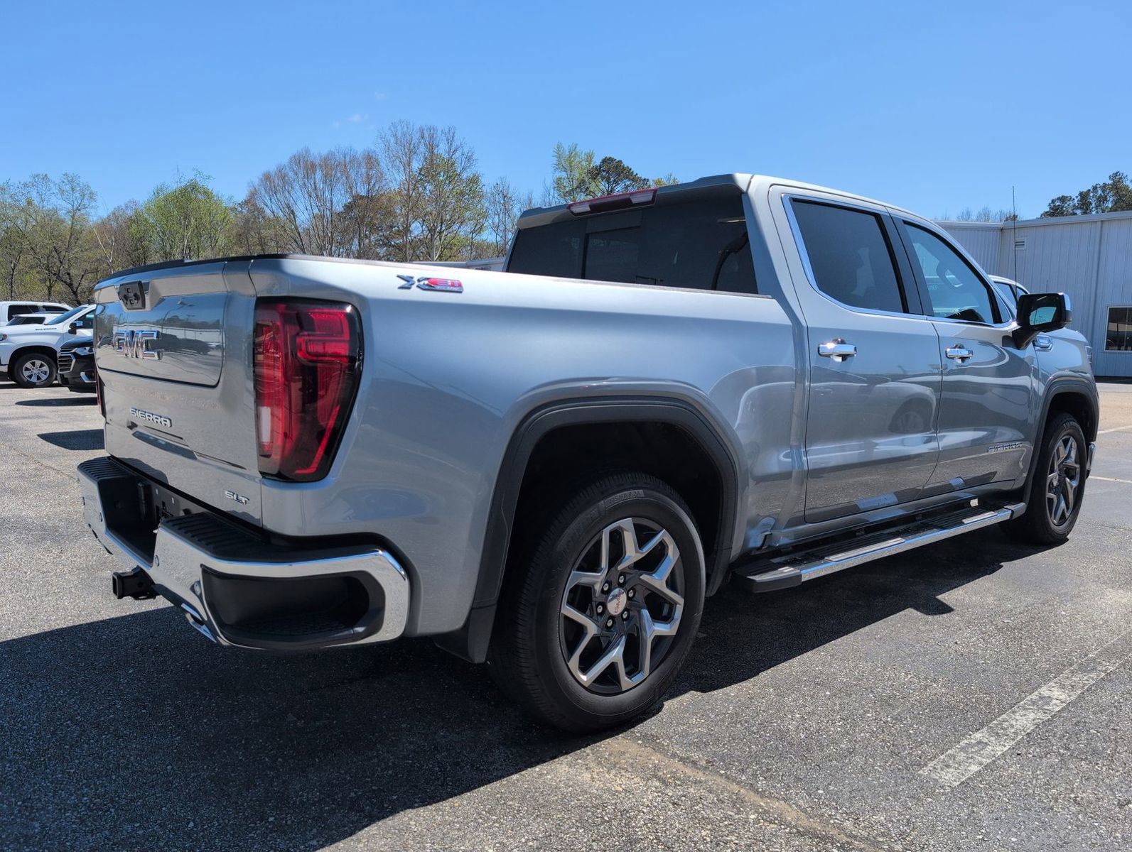 Used 2024 GMC Sierra 1500 SLT w/ SLT Premium Plus Package image 3