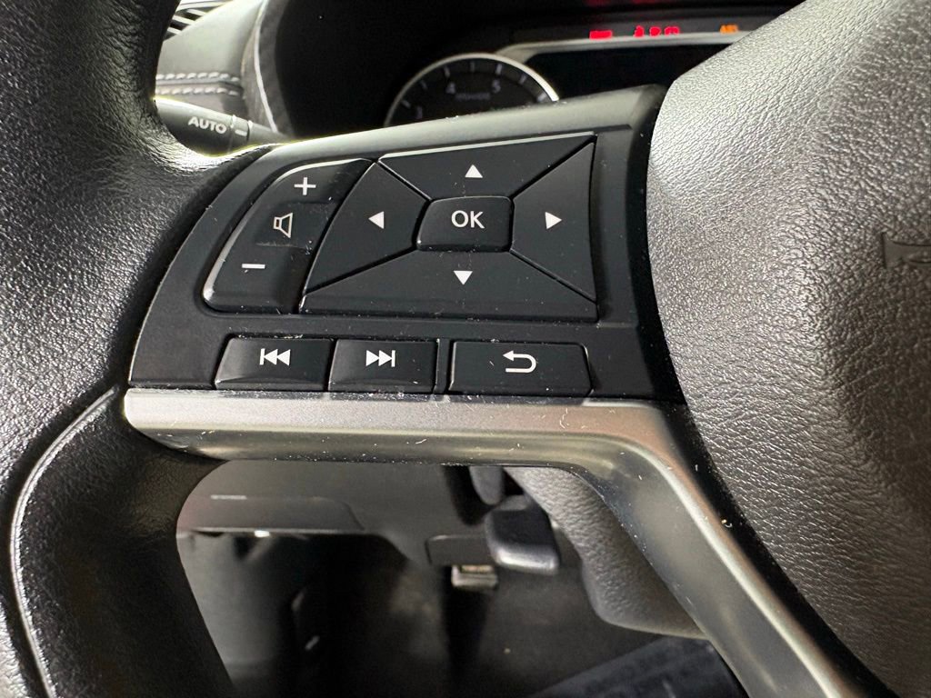 Used 2023 Nissan Sentra SV FWD image 28