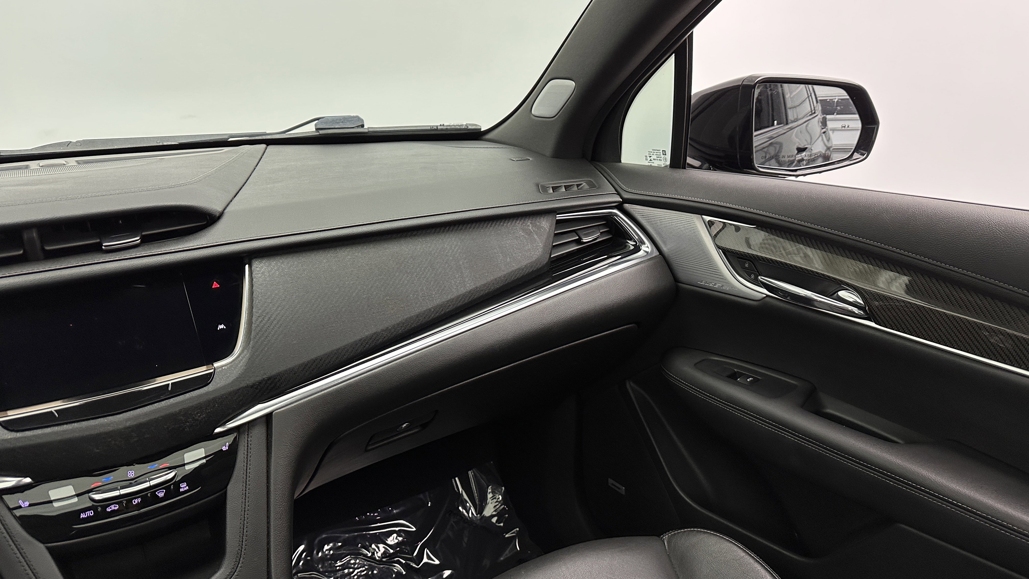 Used 2020 Cadillac XT6 Sport AWD/4WD image 29