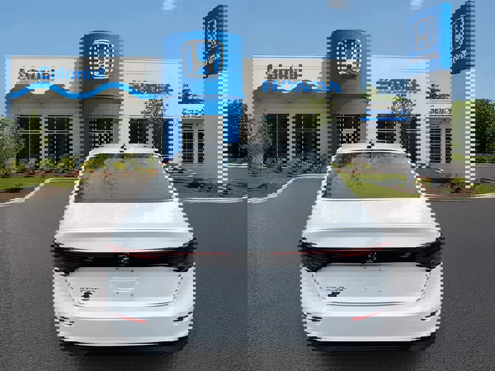 Used 2025 Honda Accord SE image 5