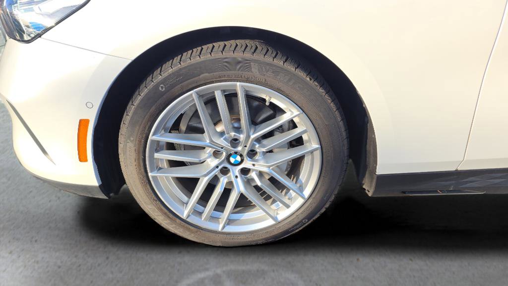 Used 2025 BMW 530i xDrive image 16