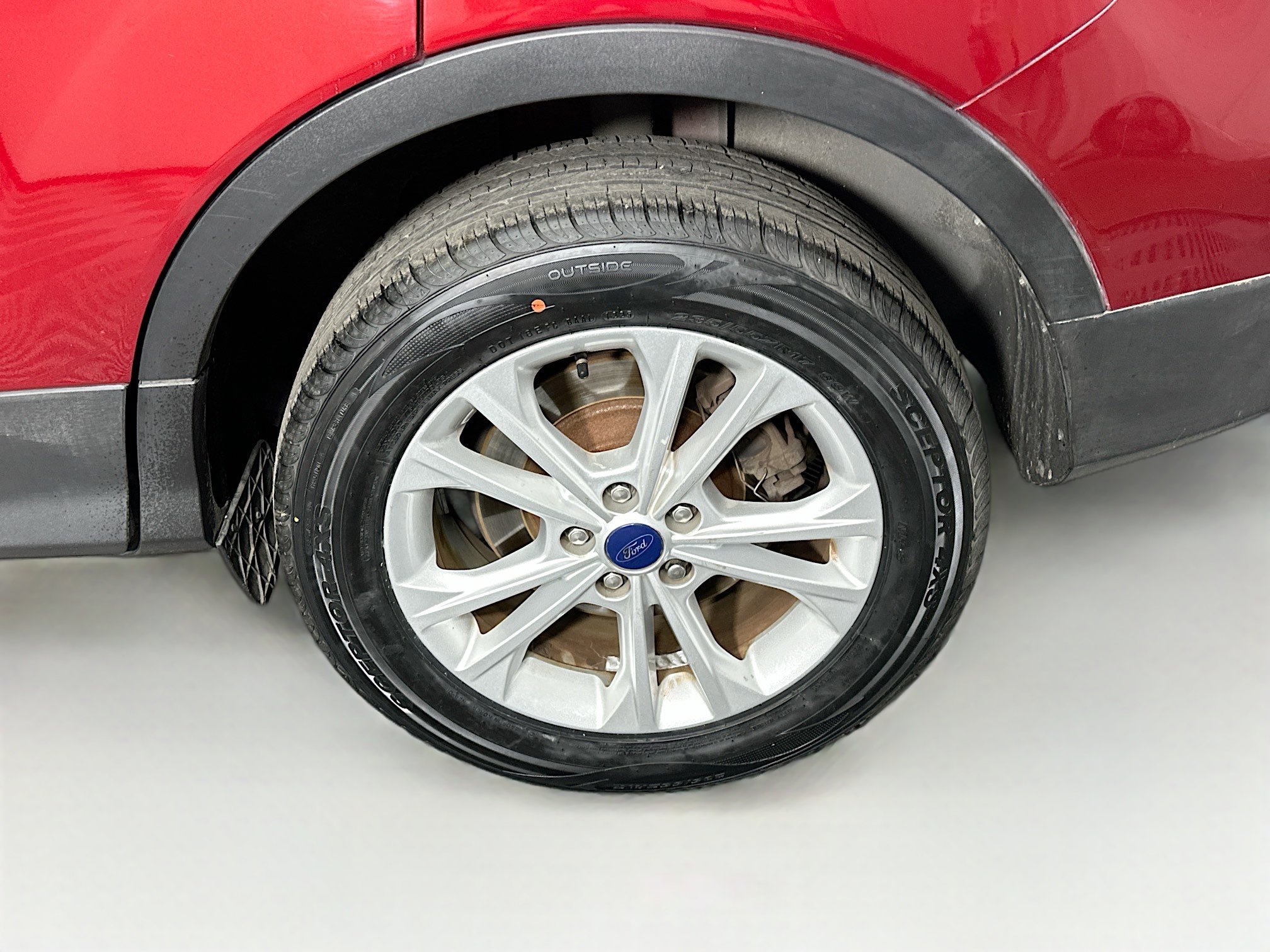 Used 2018 Ford Escape SE w/ SE Sync 3 Package image 11