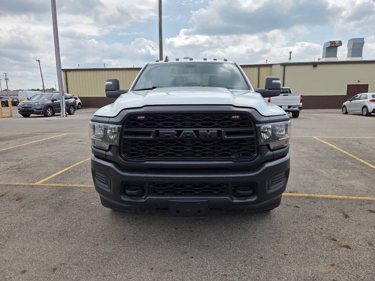 Used 2023 RAM 3500 Tradesman w/ Max Tow Package AWD/4WD image 2