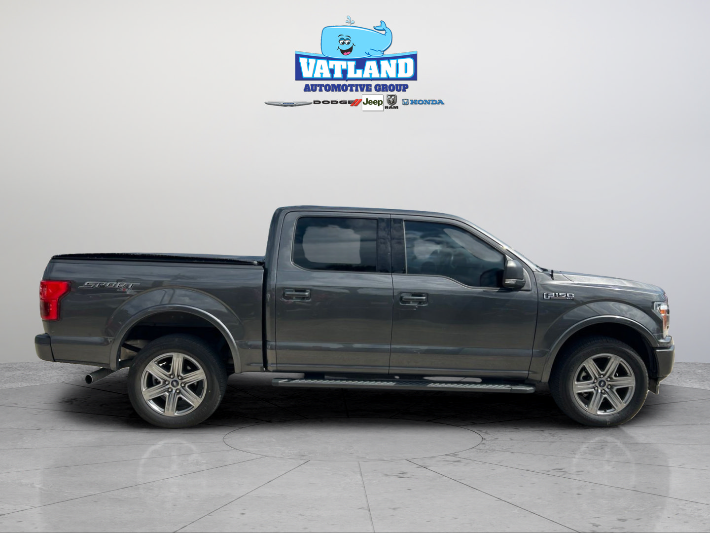 Used 2018 Ford F150 XLT w/ Equipment Group 302A Luxury AWD/4WD image 6