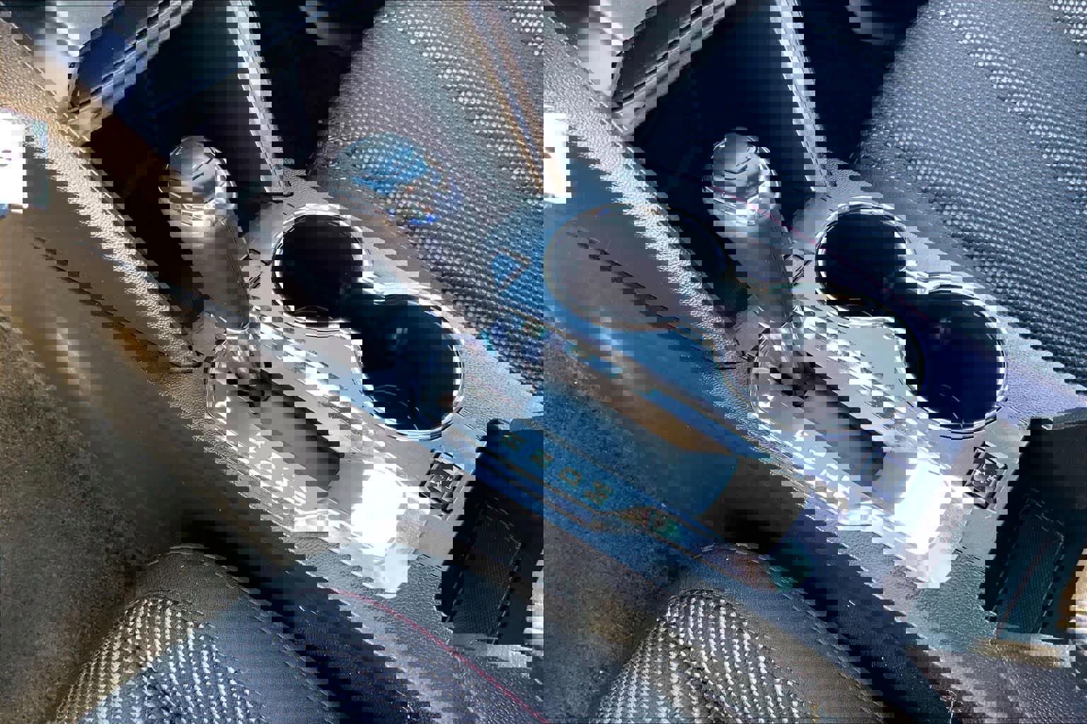 Used 2017 Chevrolet Equinox LT w/ Convenience Package image 14