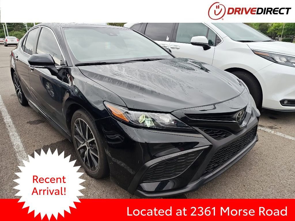 Used 2023 Toyota Camry SE w/ Cold Weather Package