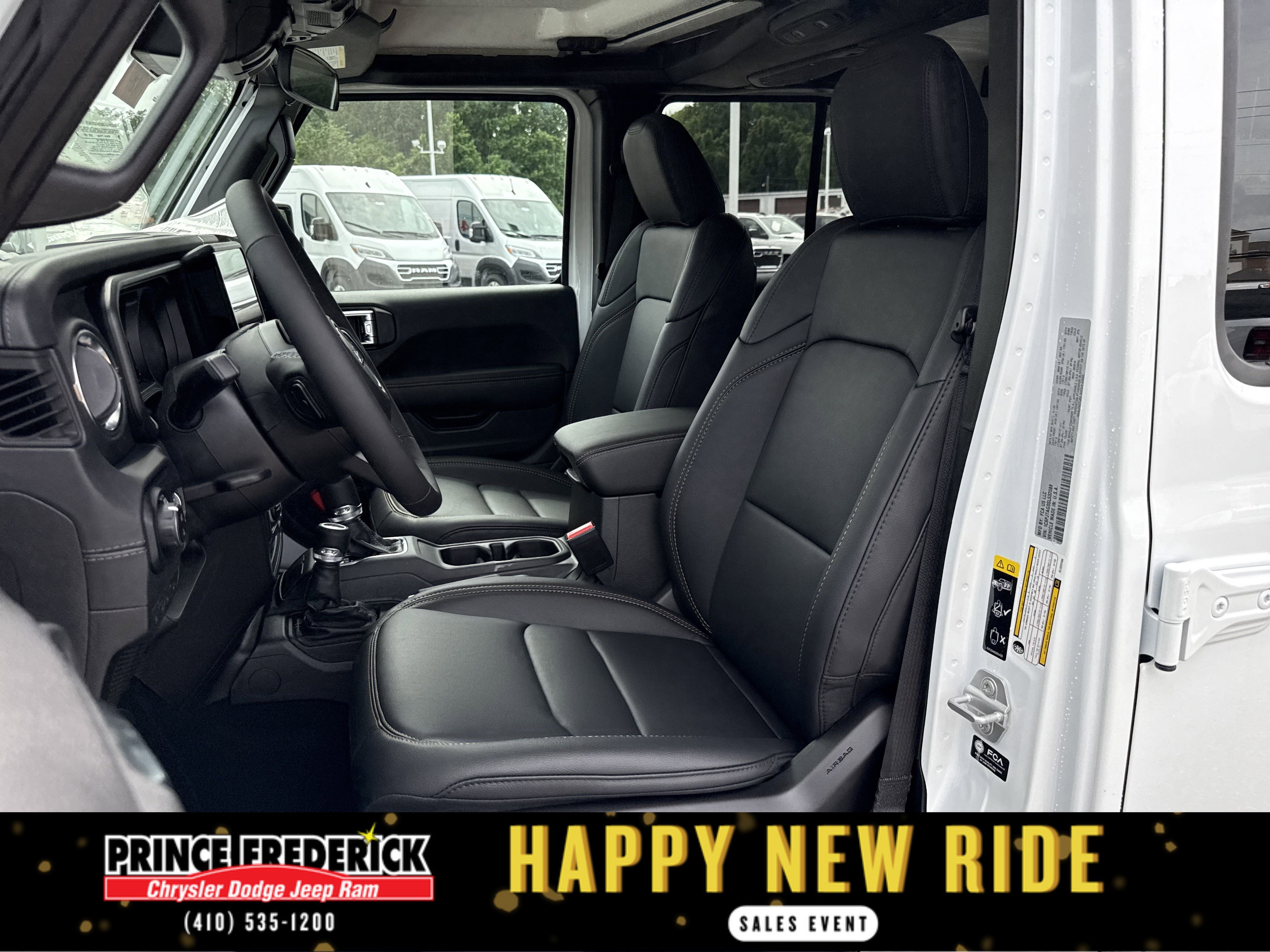 New 2025 Jeep Gladiator High Tide image 12