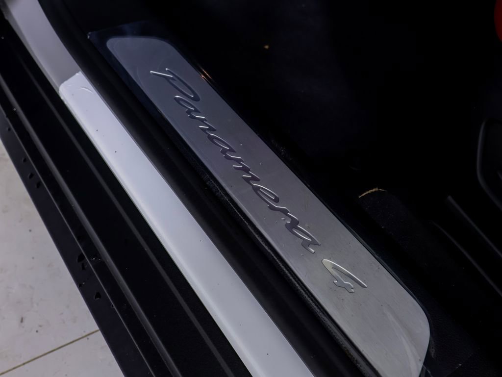 New 2026 Porsche Panamera 4 image 26