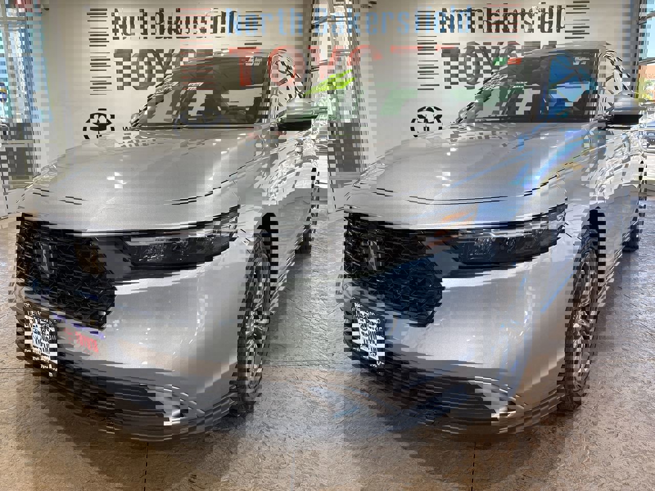 Used 2023 Honda Accord EX video 1