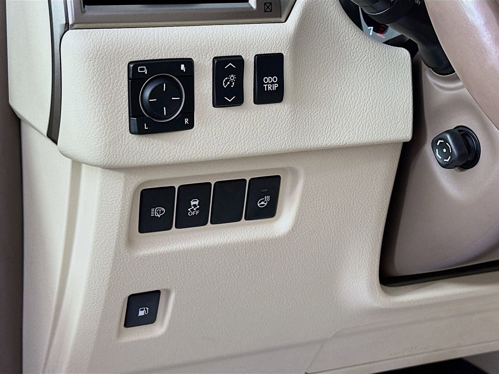 Used 2013 Lexus GX 460 Premium AWD/4WD image 12