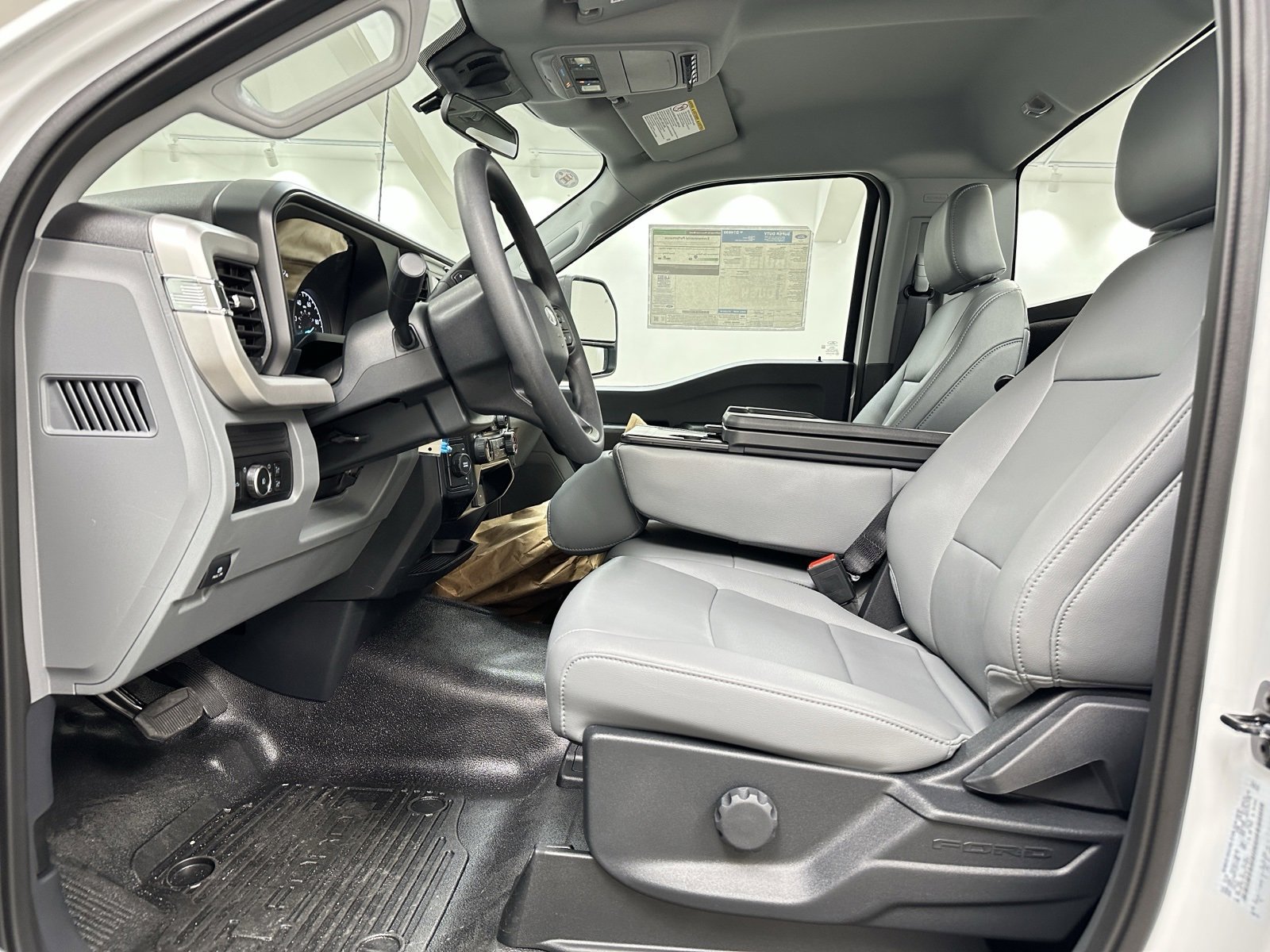 New 2025 Ford F350 XL w/ XL Chrome Package image 10