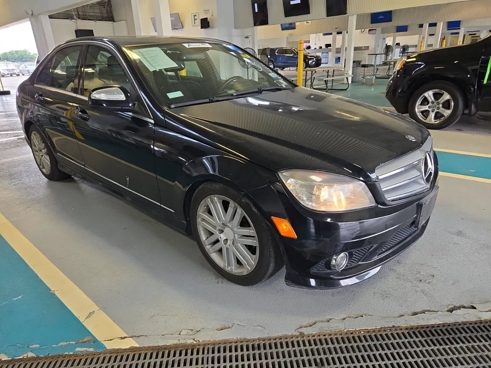 Used 2009 Mercedes-Benz C 300 4MATIC Sedan image 7