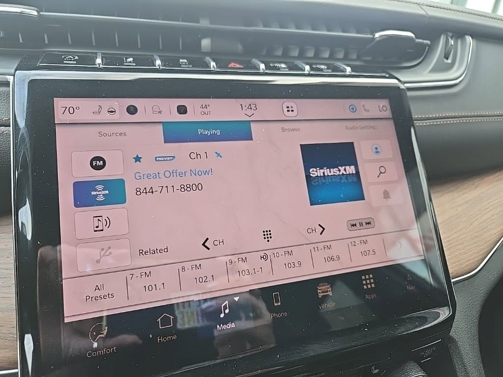 Used 2025 Jeep Grand Cherokee Summit image 52