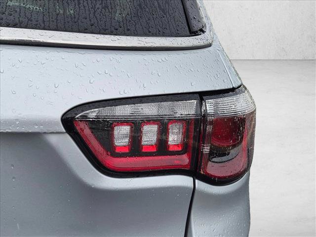 Used 2025 Jeep Compass Limited AWD/4WD image 10