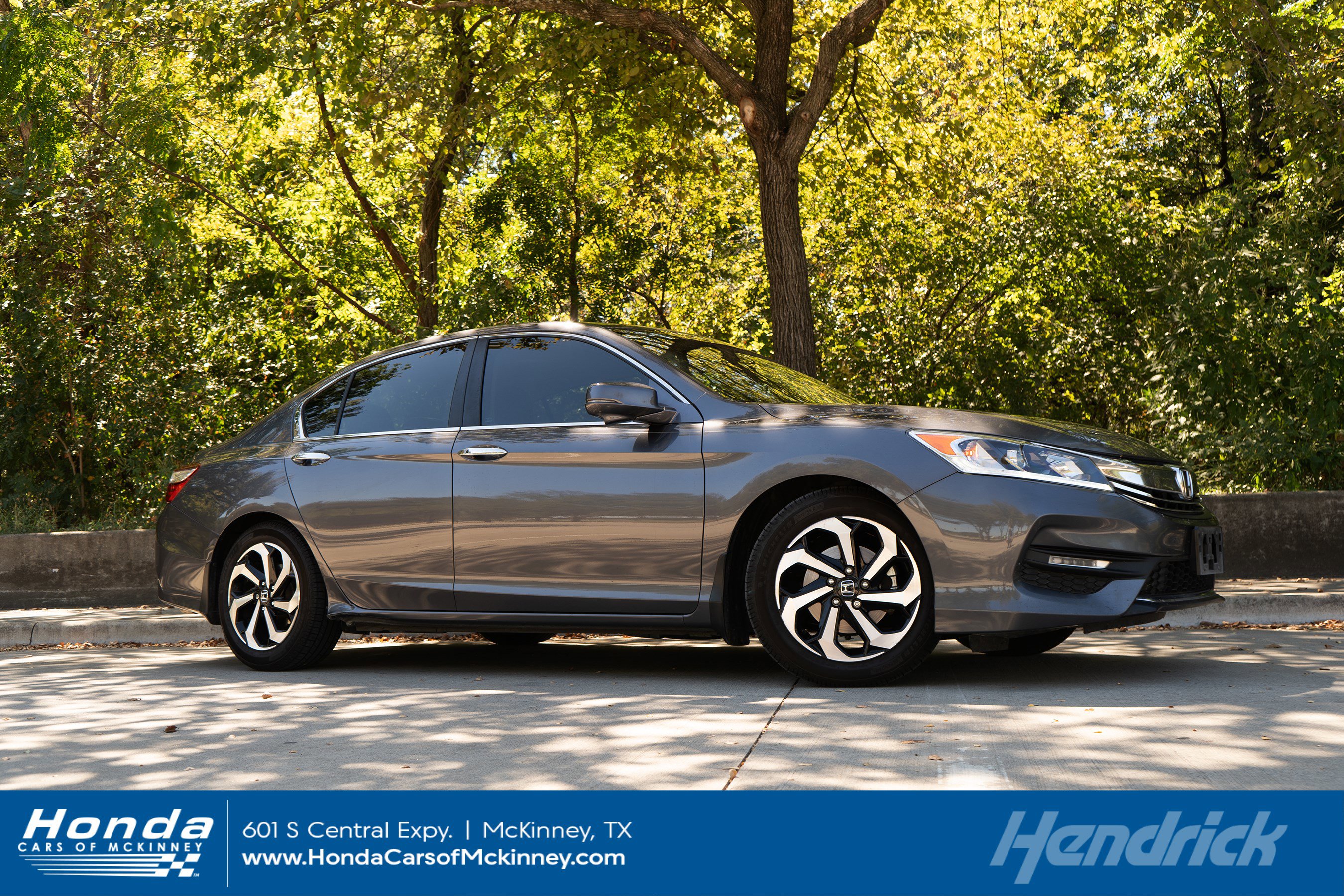 Used 2017 Honda Accord EX