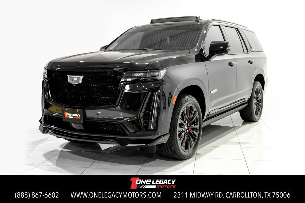 Used 2024 Cadillac Escalade V w/ LPO, ONYX Package image 1