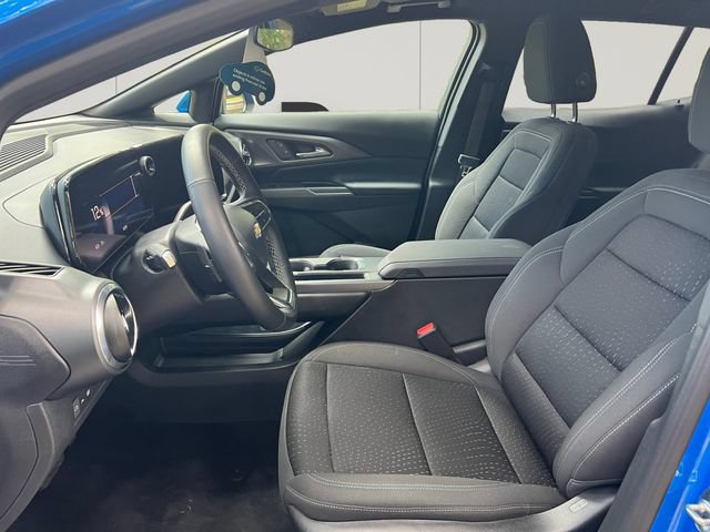 Used 2025 Chevrolet Equinox EV LT w/ Comfort Package AWD/4WD image 11