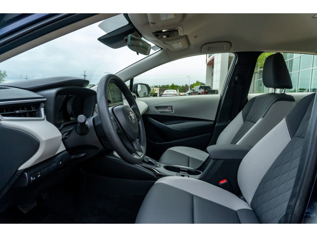 Used 2026 Toyota Corolla LE image 12