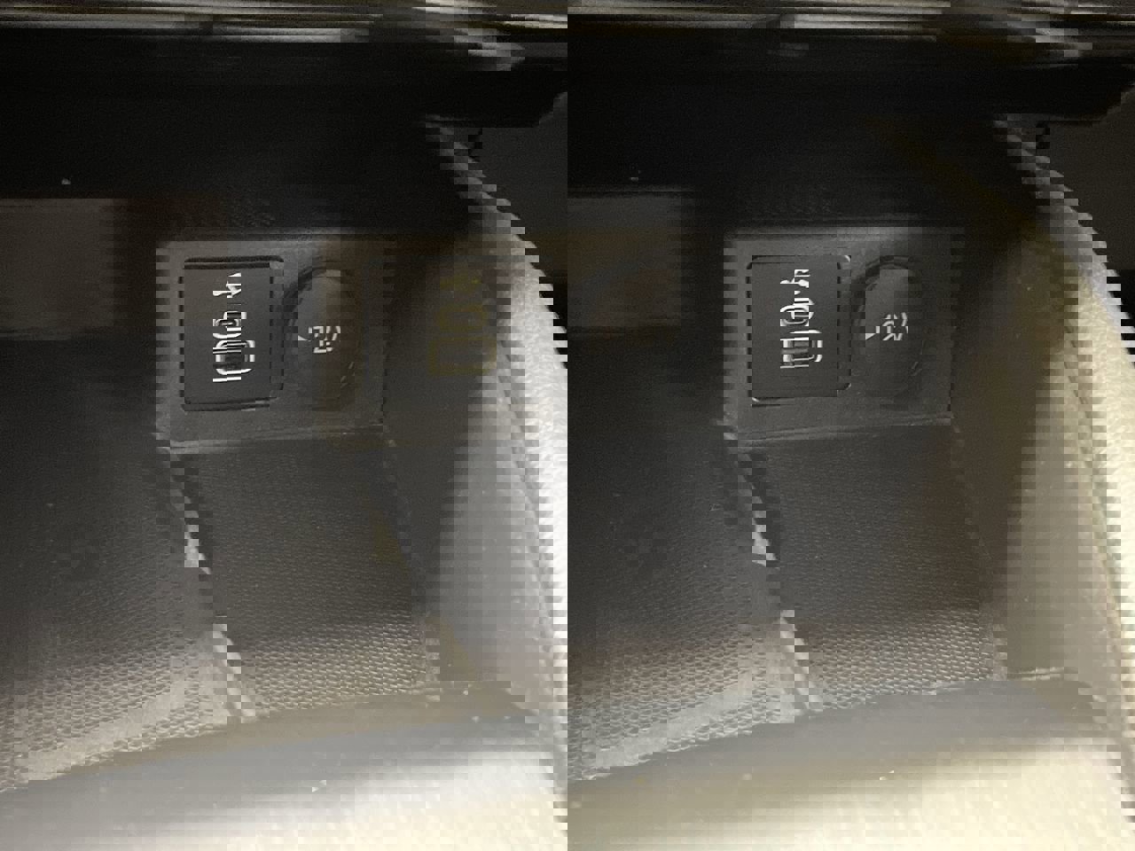 Used 2024 Ford Escape Platinum image 24