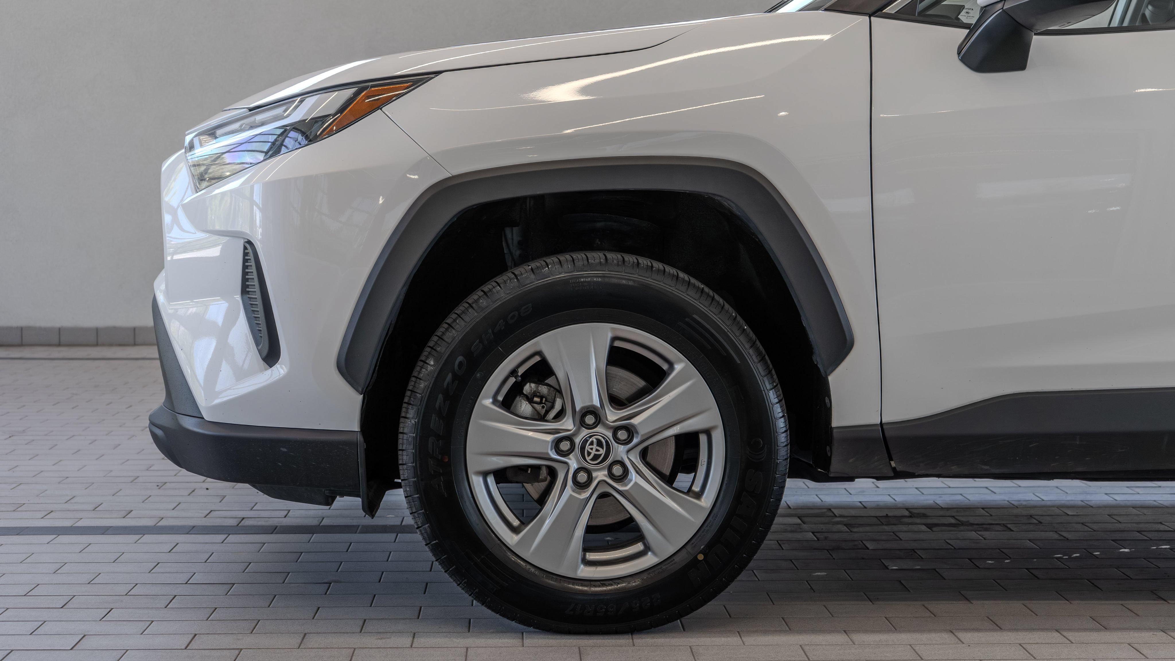 Used 2024 Toyota RAV4 XLE w/ Weather Package AWD/4WD image 4