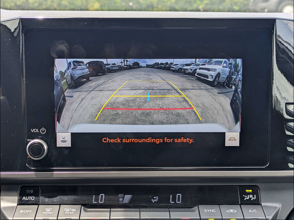 Used 2025 Toyota Camry LE FWD image 20