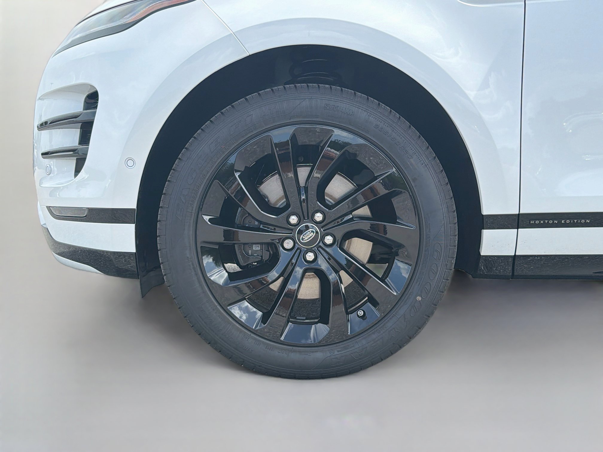 New 2026 Land Rover Range Rover Evoque Hoxton AWD/4WD image 41